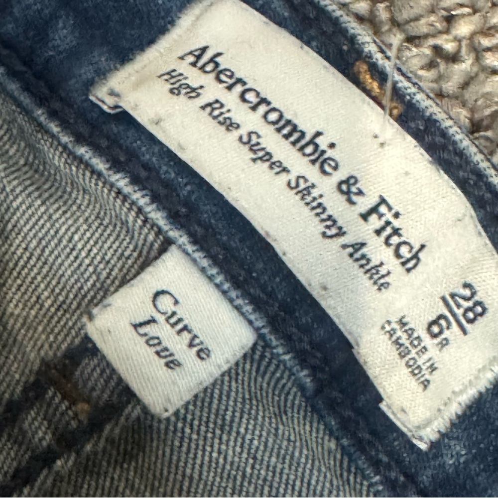 Abercrombie & Fitch Blue Distressed Skinny Jeans - Picture 5 of 6